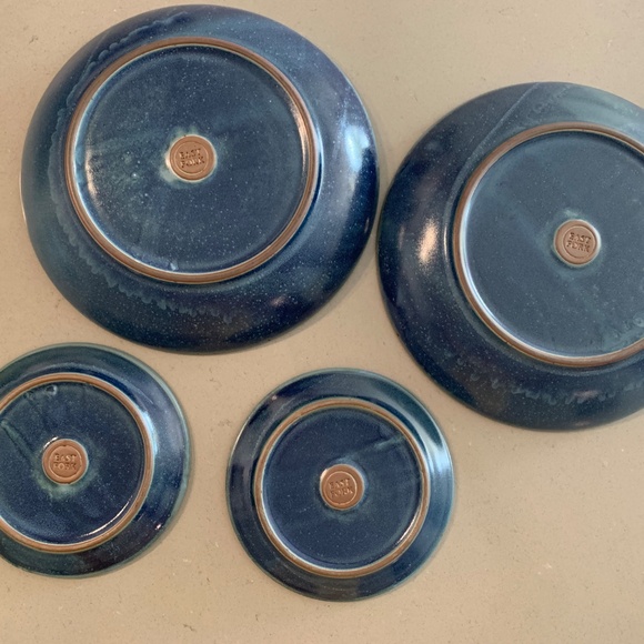 East Fork Pottery Cosmos Set – 2 Coupes + 2 Cake Plates (Retired Glaze) - Picture 10 of 10